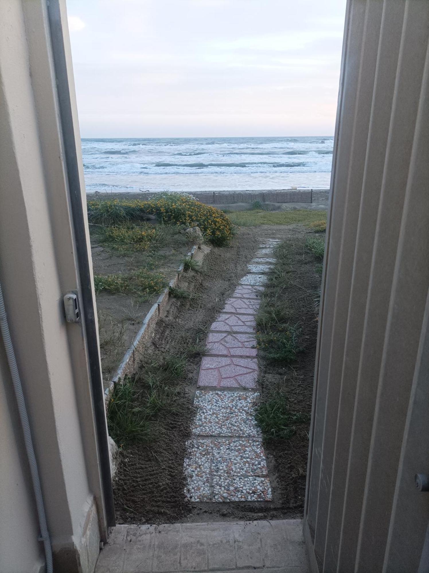 Casa Roberto Beach 托瓦尼亚 外观 照片