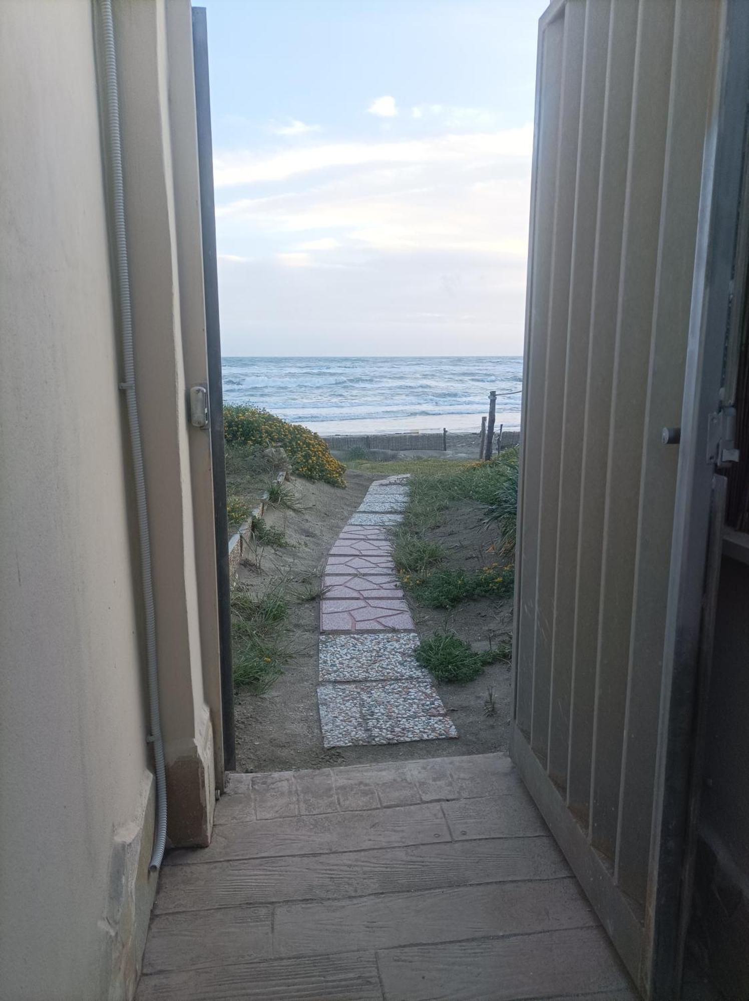 Casa Roberto Beach 托瓦尼亚 外观 照片